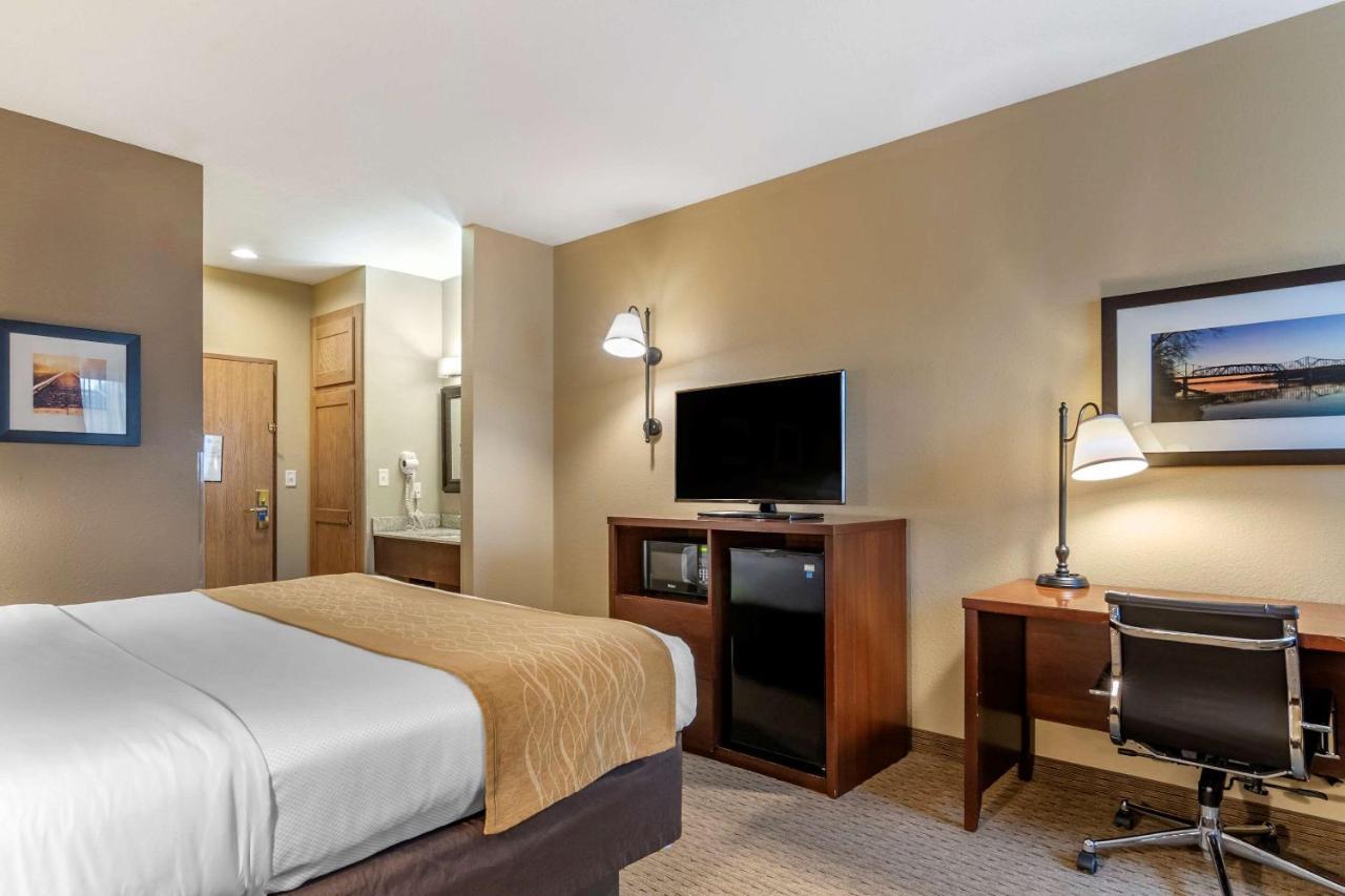 Comfort Inn Warrensburg Station Luaran gambar