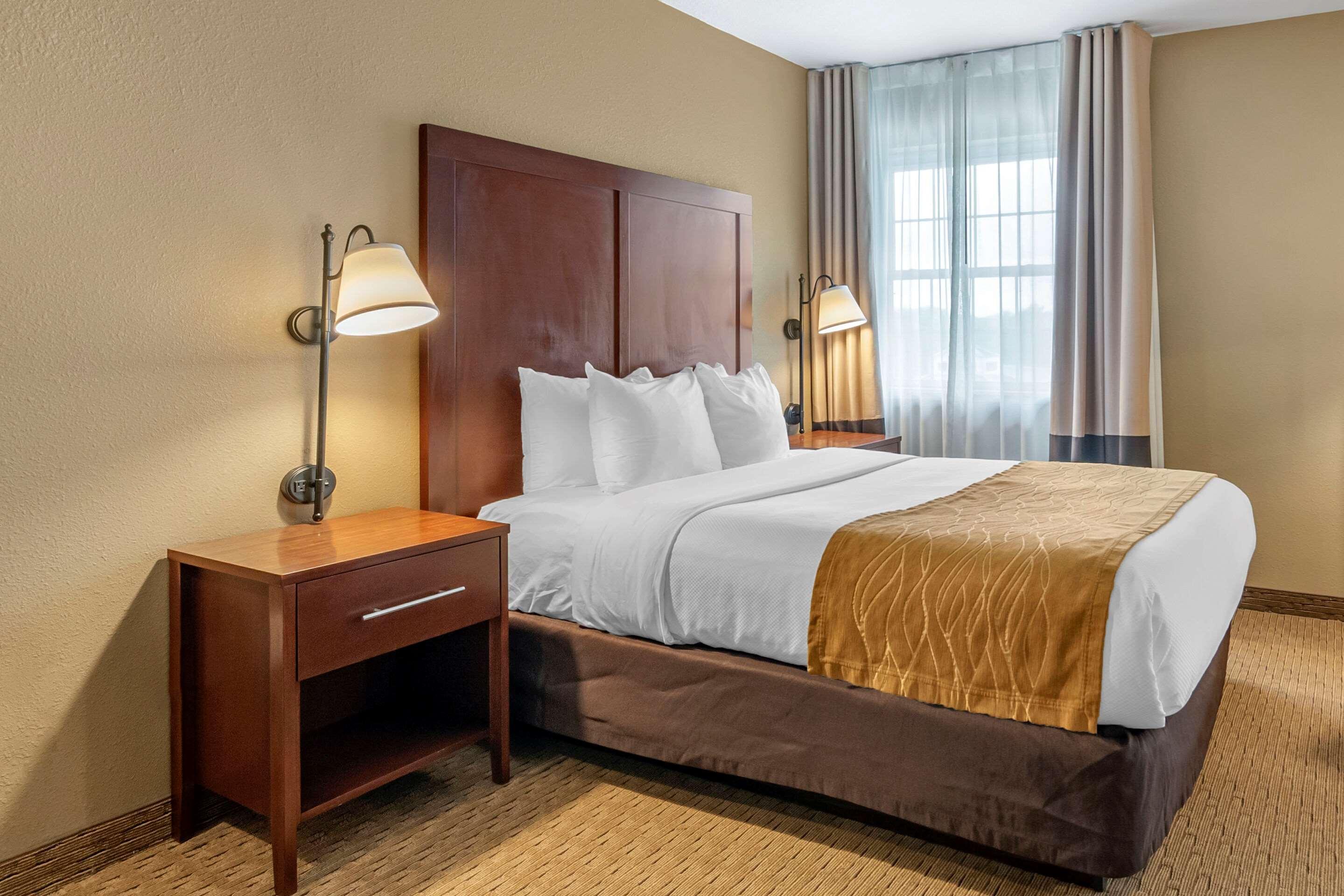 Comfort Inn Warrensburg Station Luaran gambar