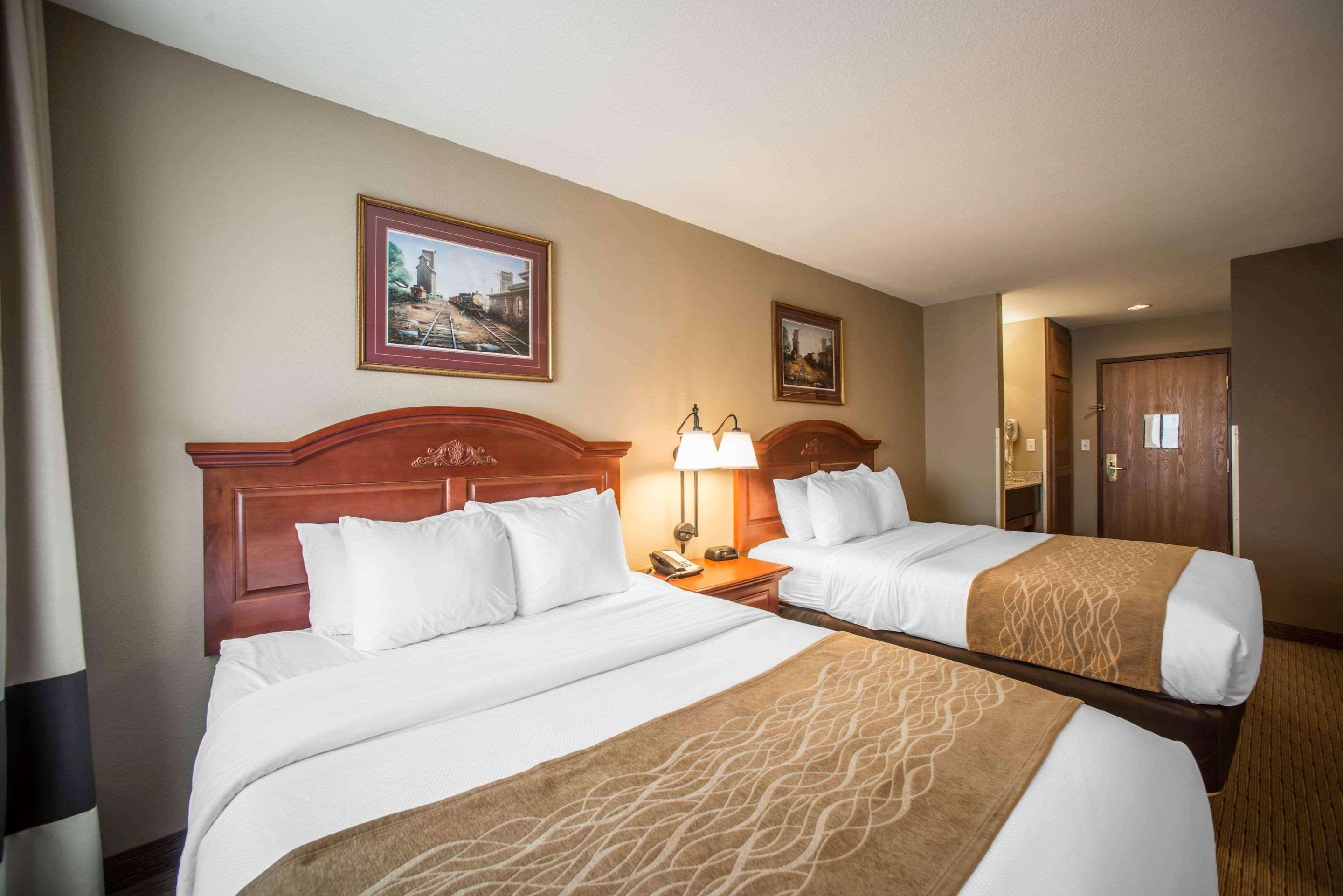 Comfort Inn Warrensburg Station Luaran gambar