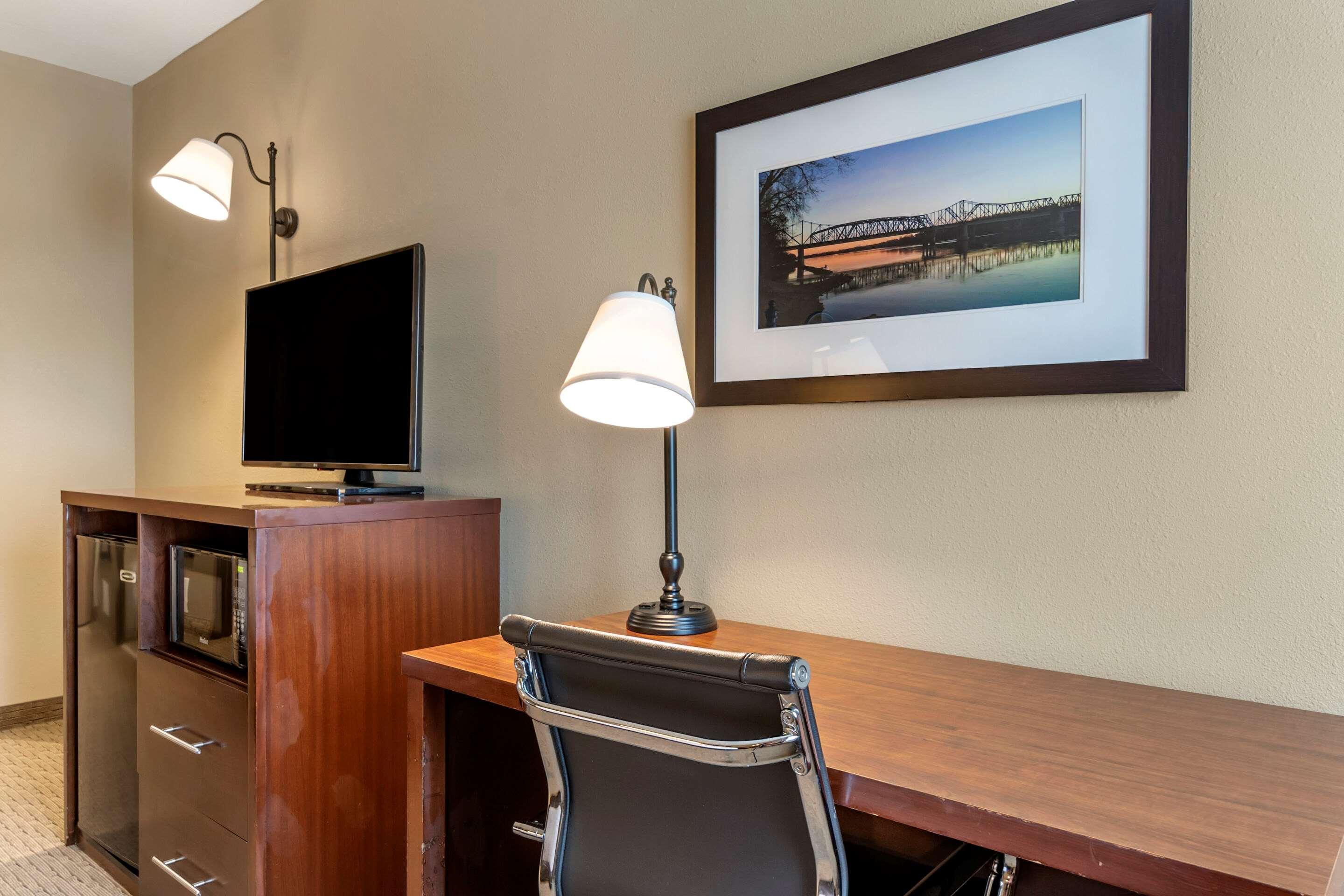Comfort Inn Warrensburg Station Luaran gambar