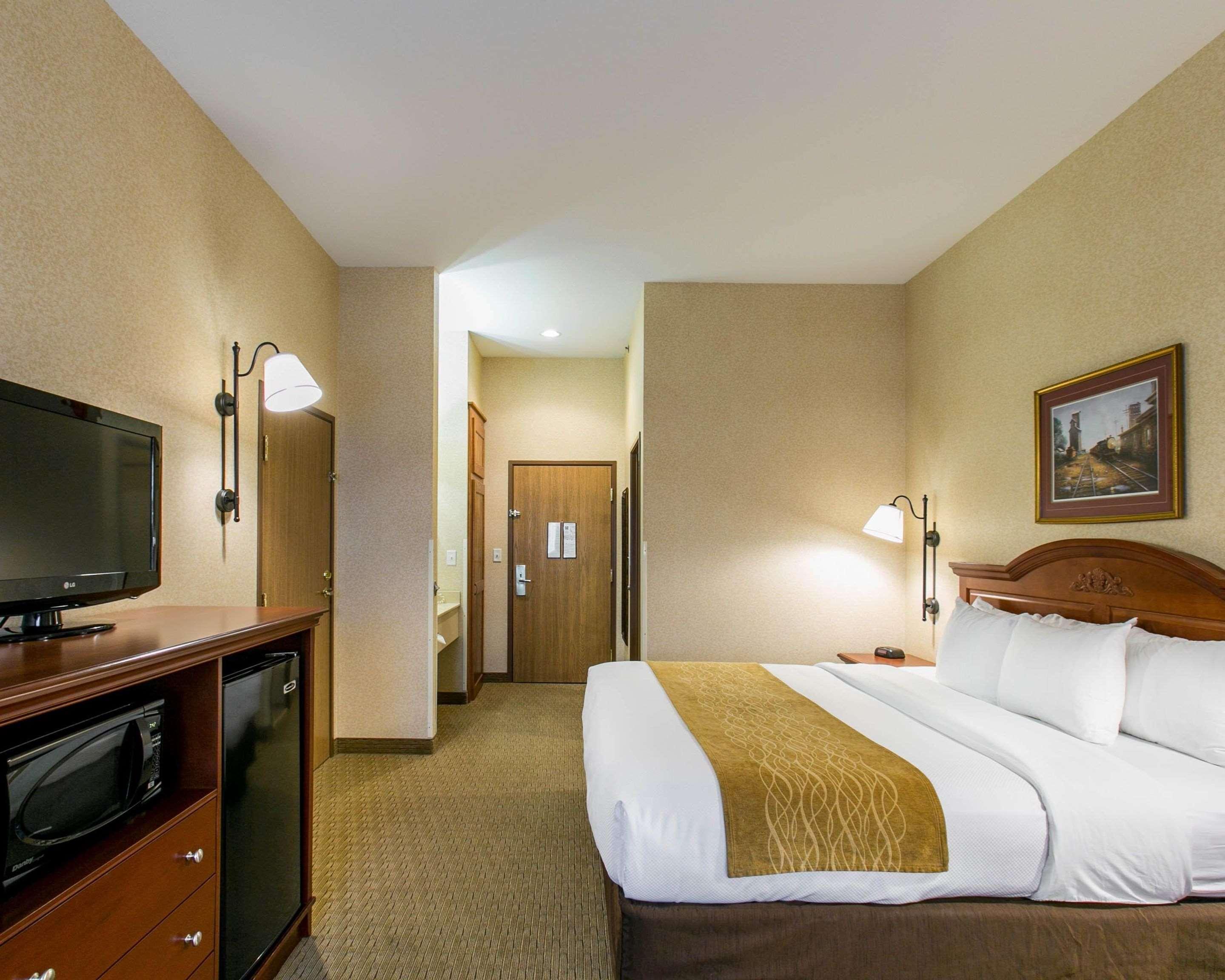 Comfort Inn Warrensburg Station Luaran gambar