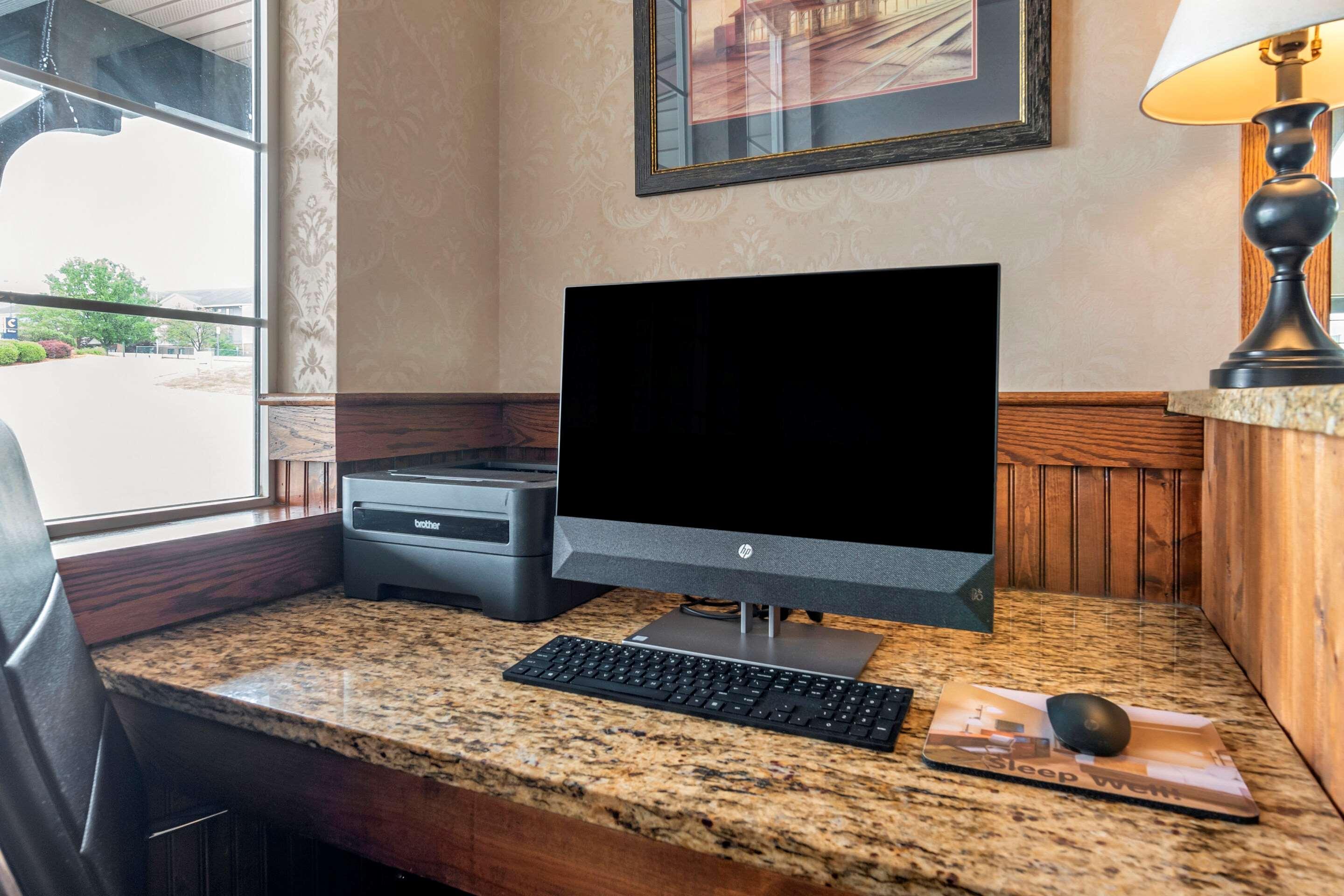 Comfort Inn Warrensburg Station Luaran gambar