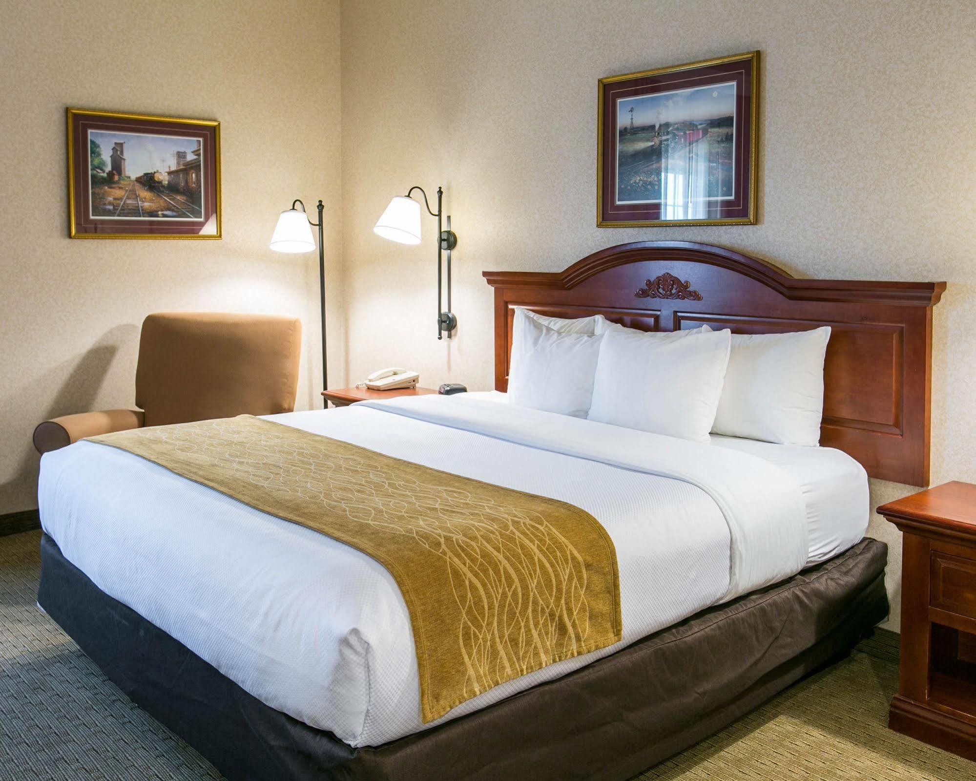 Comfort Inn Warrensburg Station Luaran gambar
